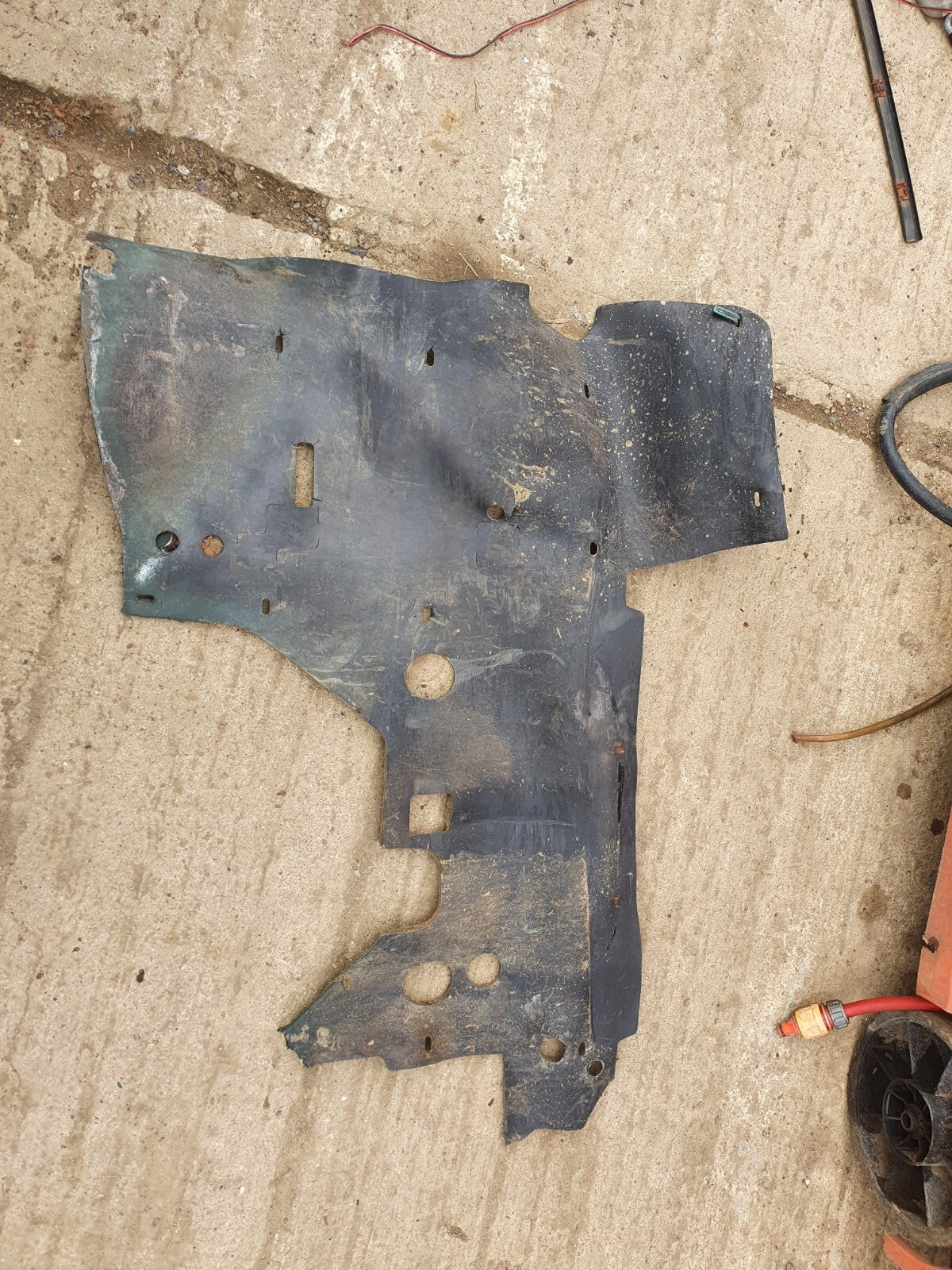 38b05dfcb7a7dd654f97c3742da04f27