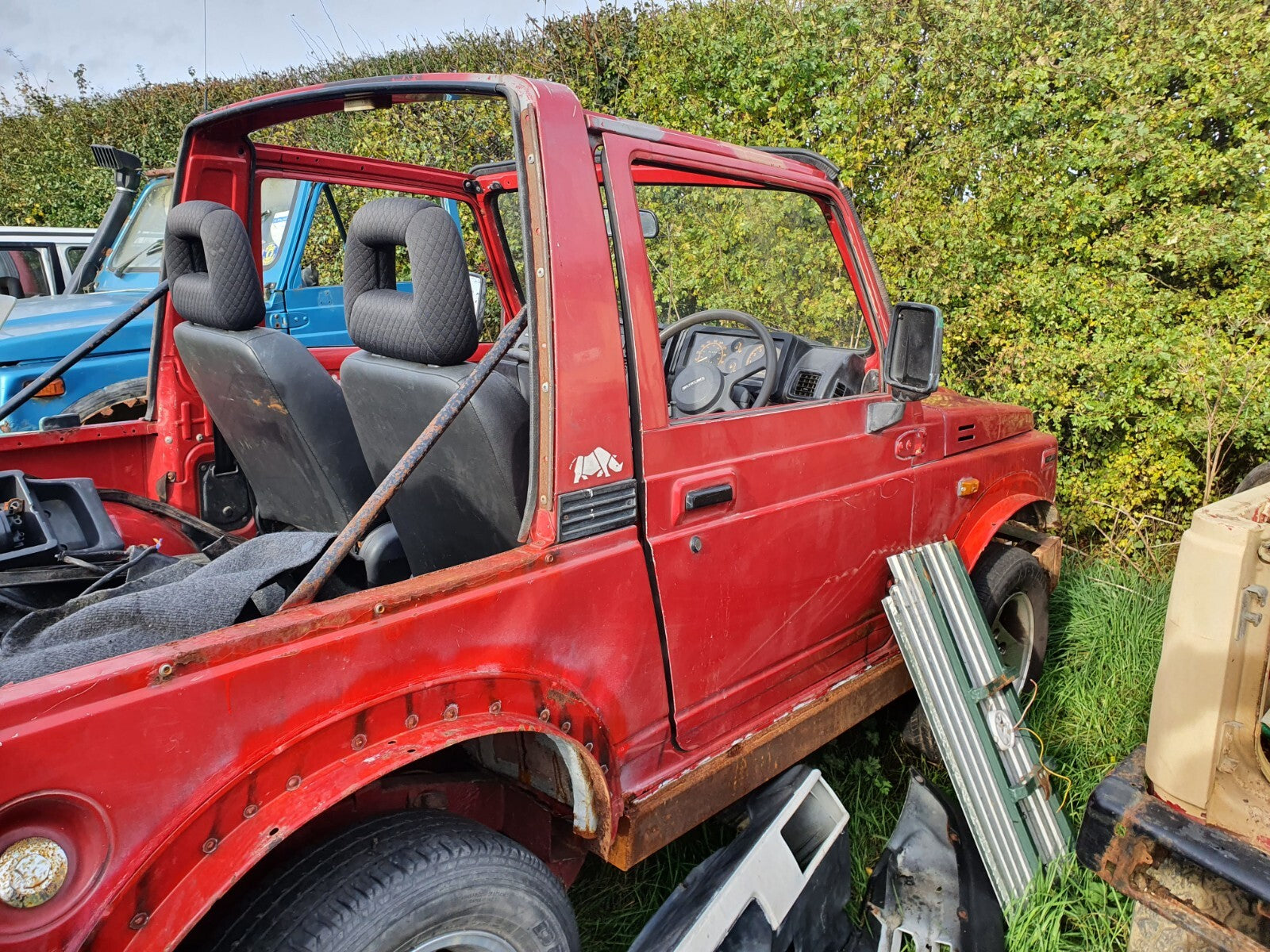 2f94d6dca7d449d19ad8547906370198