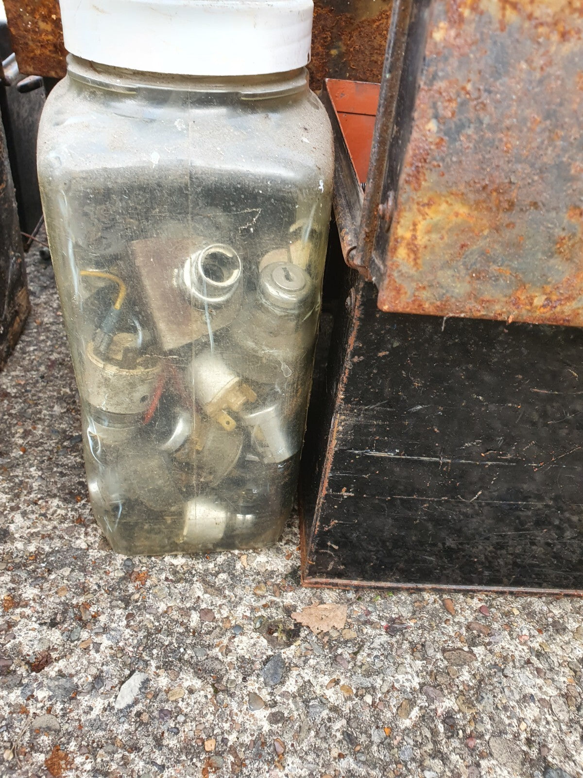 e0f6ab44baf257f02d3725e9d0a9f3ab