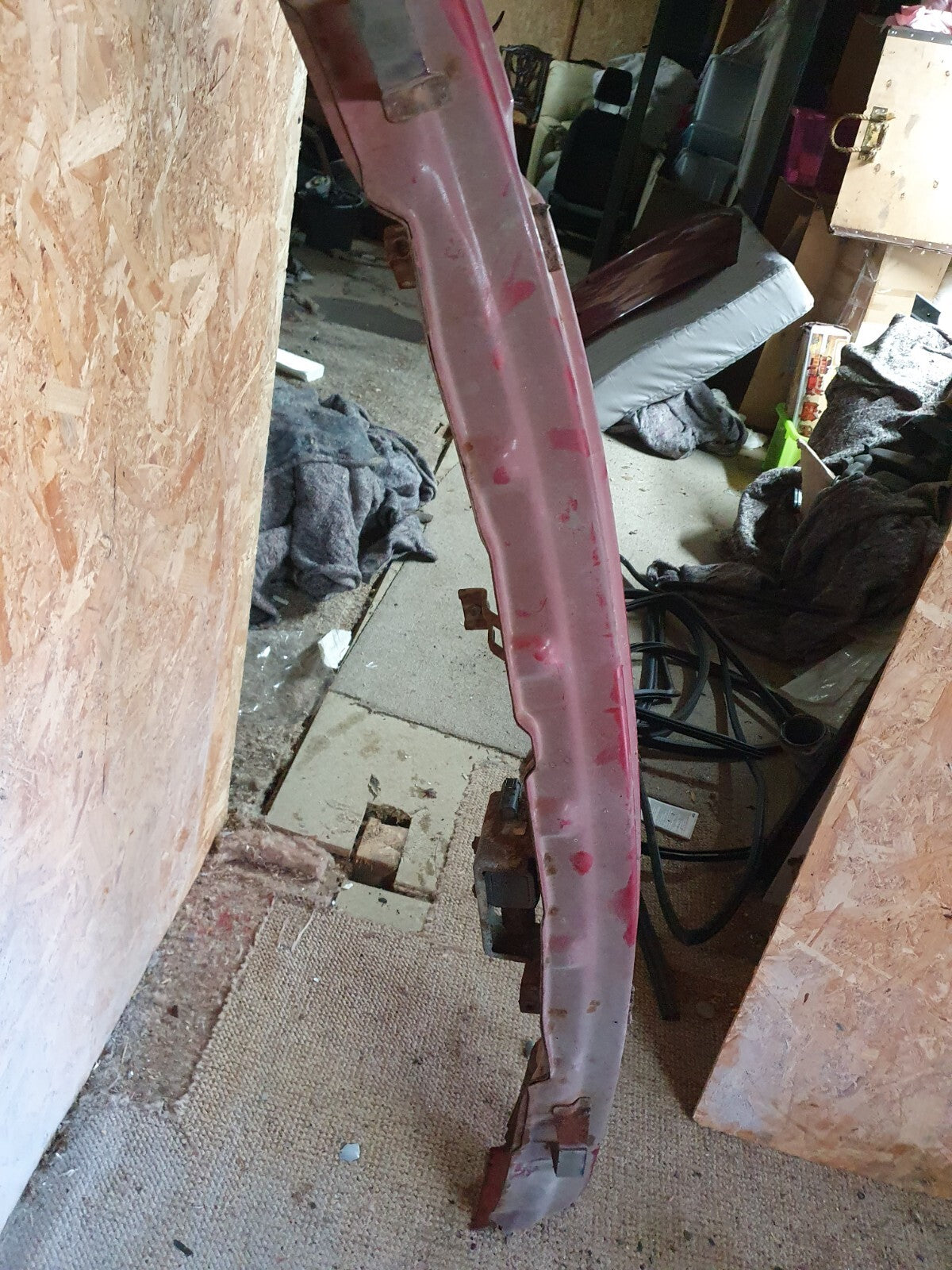 b8f9fa1d990509b4d3983a1ff4b46242