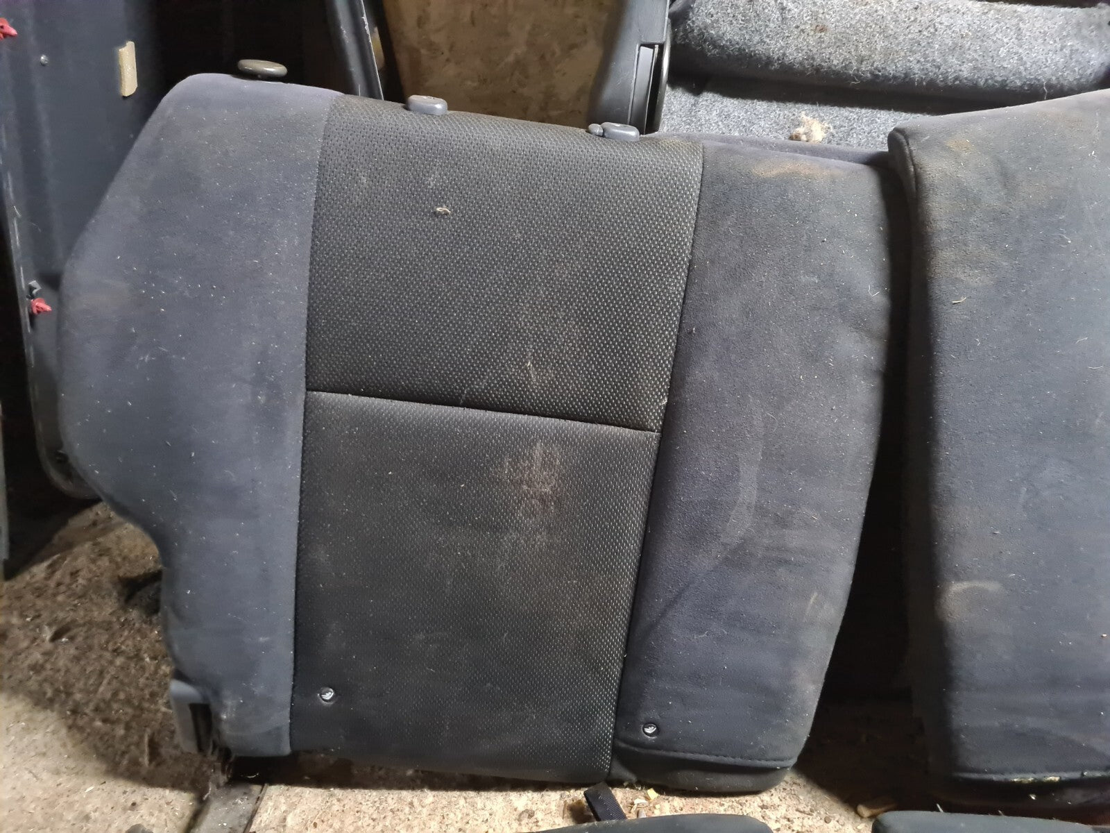 045f642cd83fe265aa225ef785db4454