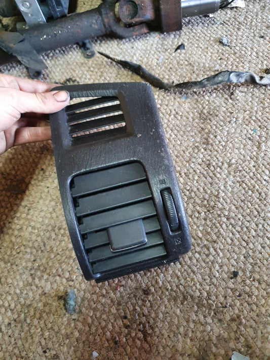 e26861100a19e03b817d5bc4523ef665