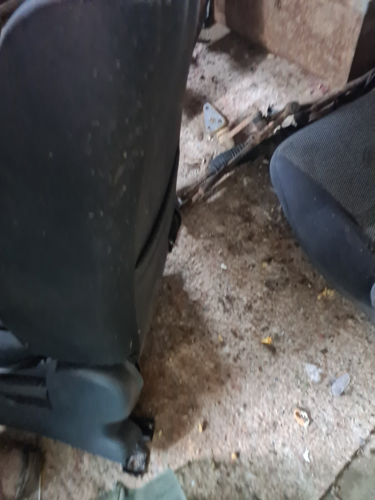 9b67e50d72a595a964a15cc16d5e0e03