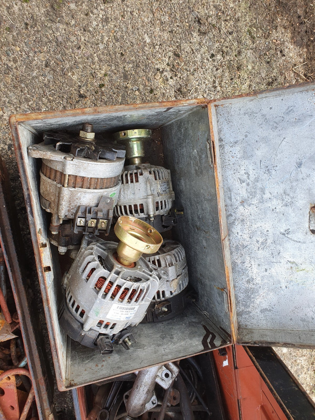 68f9a81126fd0fe40c0747a8f160691d