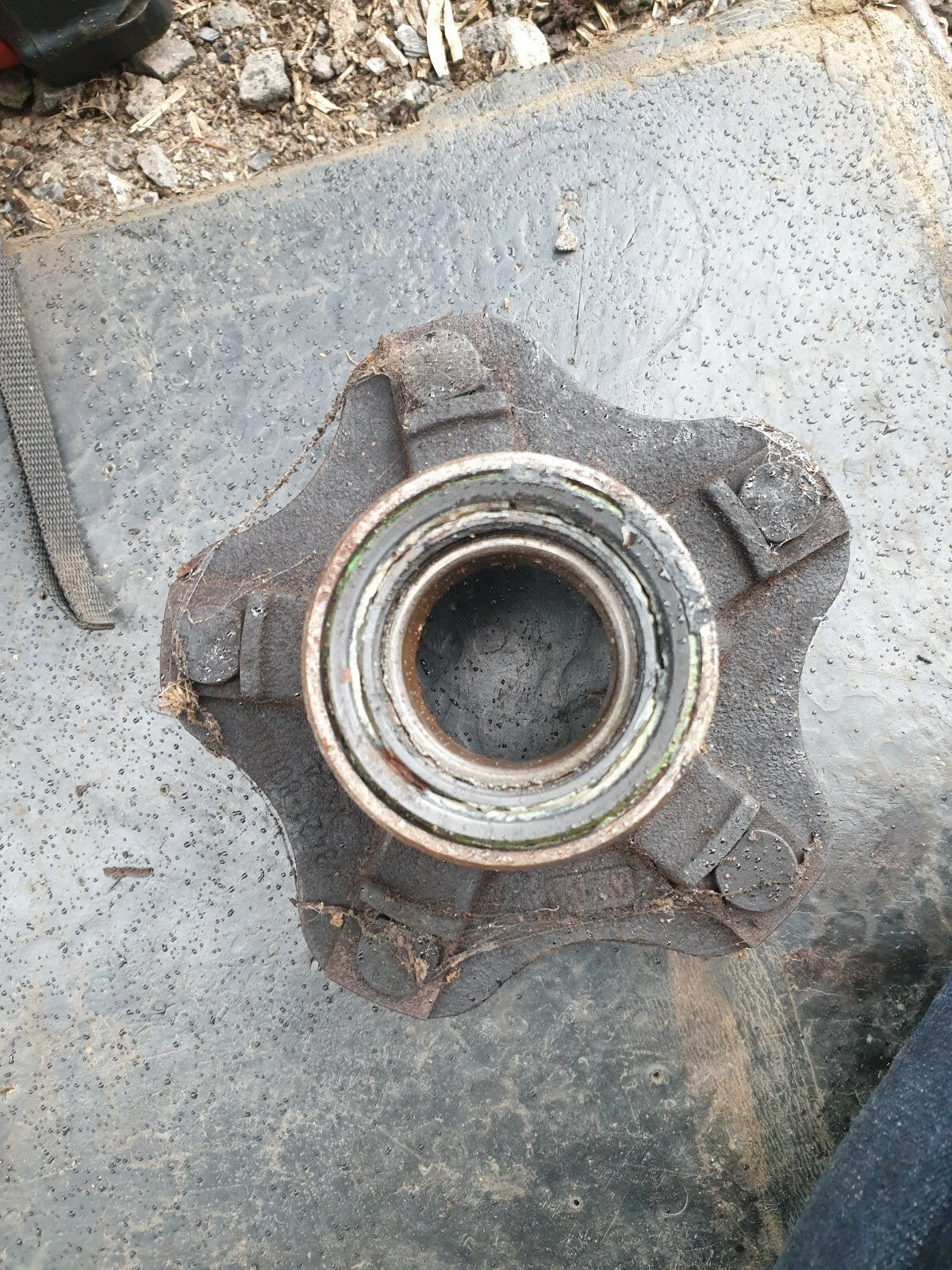 4d97b2ac71f4004c584468518b2a439f