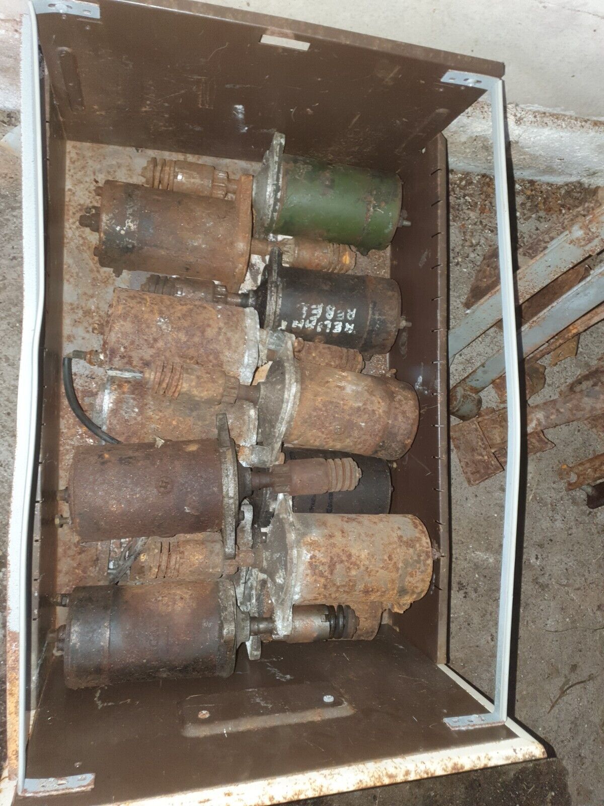 7ee676da2b387f2467a2cffffd809b05