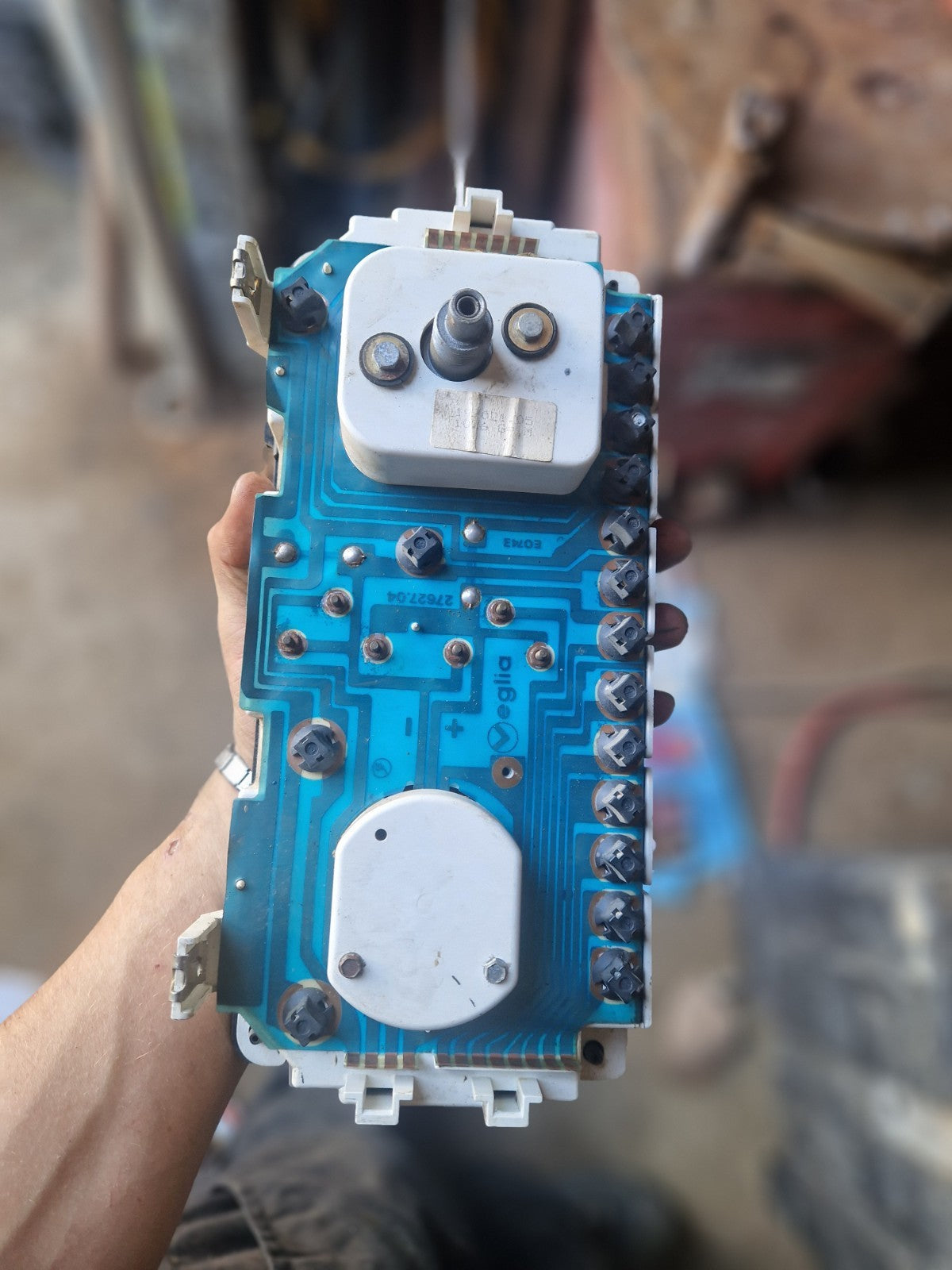 7b9abc2351cb7c0828c7f2b7e46e4d84