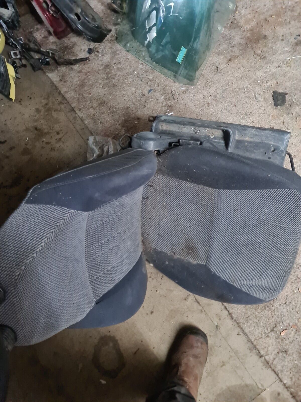 3b9ba0d757bc892106eb436849131468