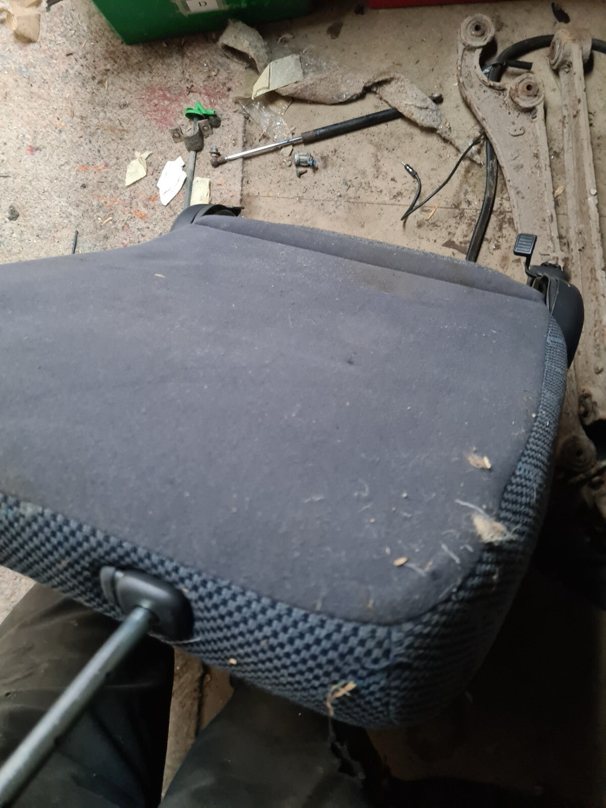 9de4bfeaa990c31598b7e75ef94ea4c2